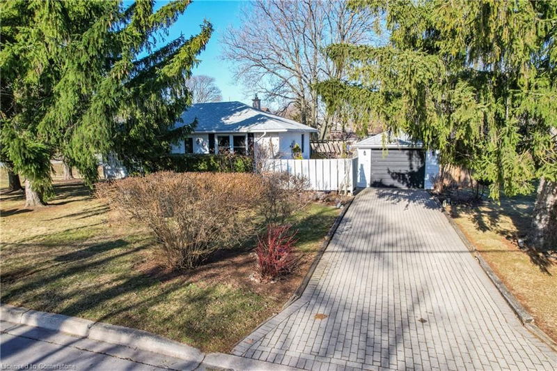 359 Book Road, Grimsby, Ontario
