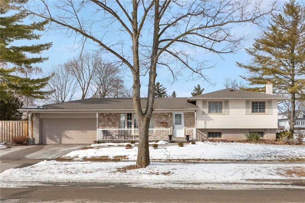 Single Family Residence for sale at 5013 Fern Drive, Burlington, Elizabeth Gardens, L7L 3P2 - MLS: 40696645