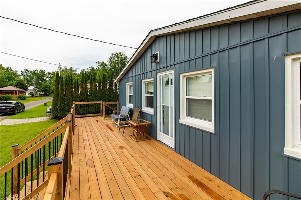 Single Family Residence for sale at 20 4th Avenue, Long Point, Port Rowan, N0E 1M0 - MLS: 40696800