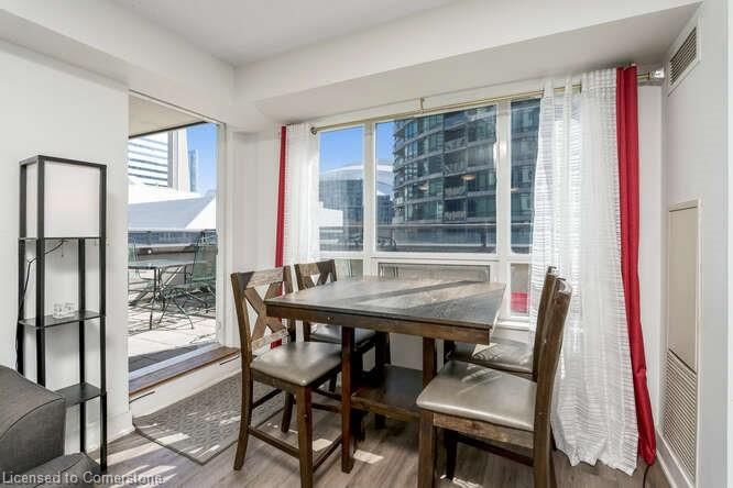 517-20 Blue Jays Way, Toronto, view 14