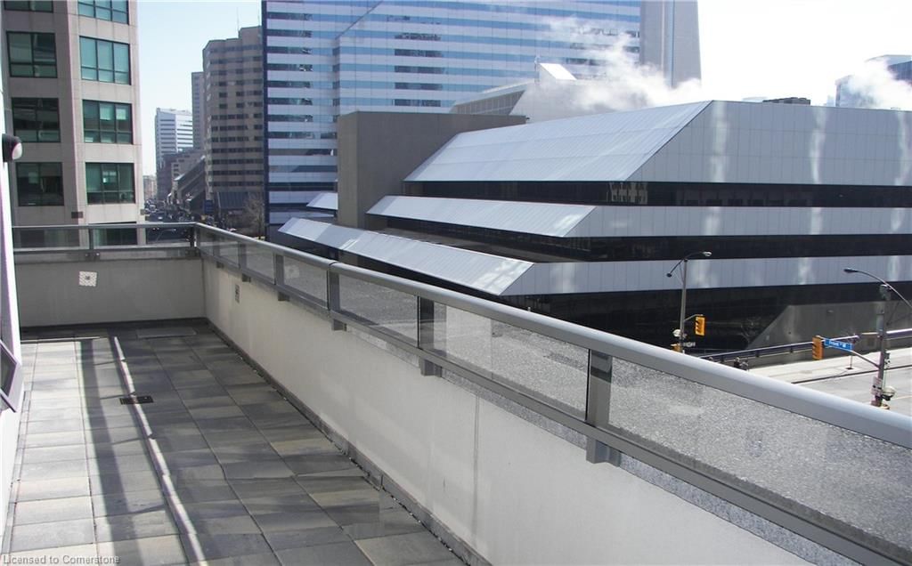 517-20 Blue Jays Way, Toronto, view 17