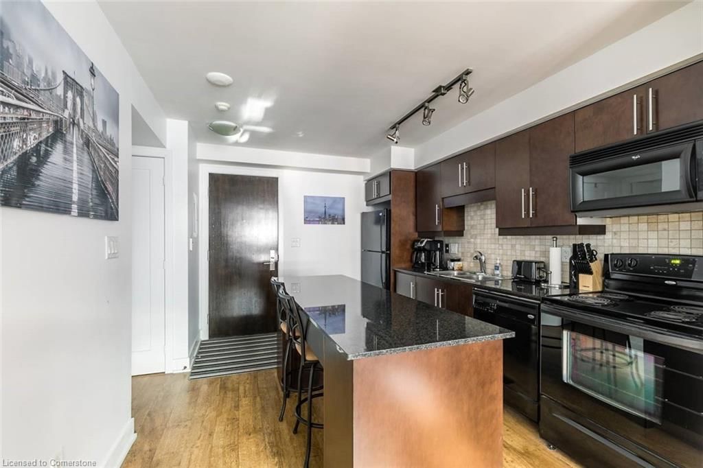 1109-20 Blue Jays Way, Toronto, view 11