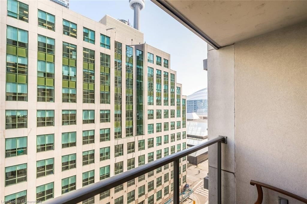 1109-20 Blue Jays Way, Toronto, view 22