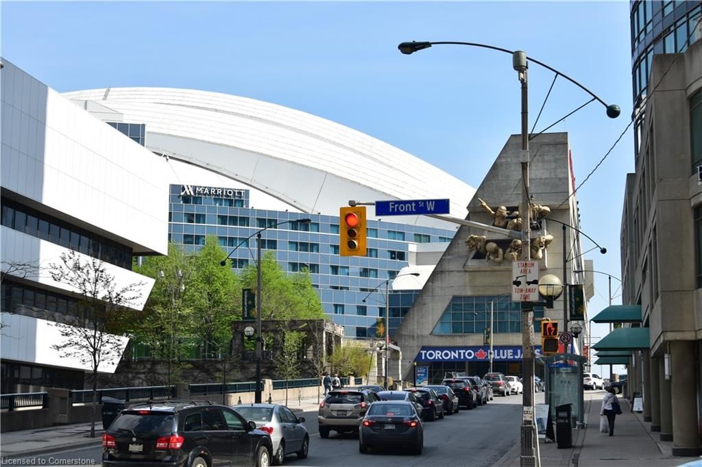 1109-20 Blue Jays Way, Toronto, view 29