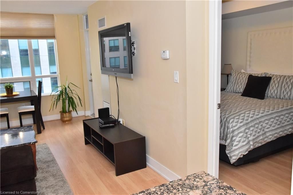 1509-20 Blue Jays Way, Toronto, view 21
