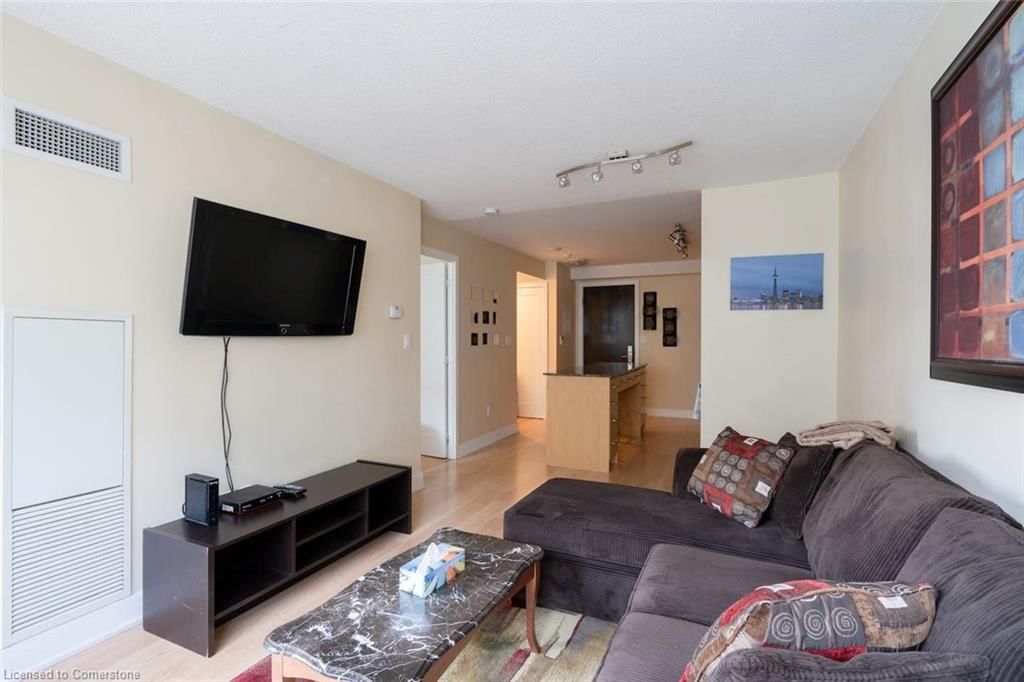 1509-20 Blue Jays Way, Toronto, view 6