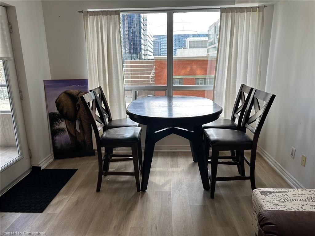 436-250 Wellington Street, Toronto, view 10
