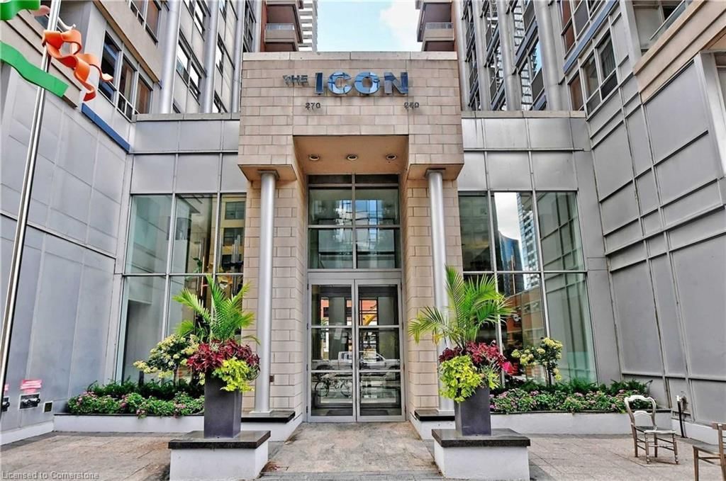 436-250 Wellington Street, Toronto, view 3