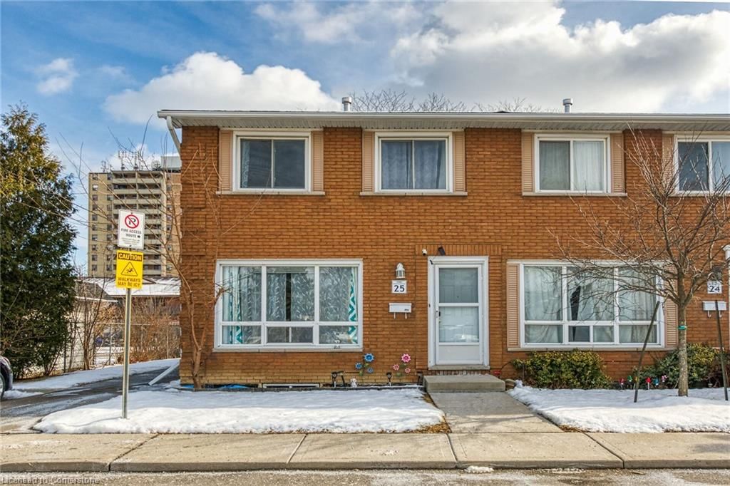 Row/Townhouse for sale at 25-2700 Barton Street, Hamilton, Lake Grayside, L8E 2J7 - MLS: 40697046