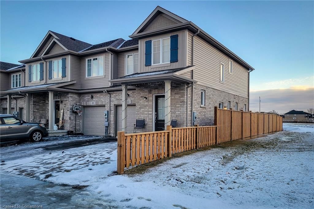 Row/Townhouse for sale at 45 Sycamore Street, Welland, West Welland, L3B 5N8 - MLS: 40697539