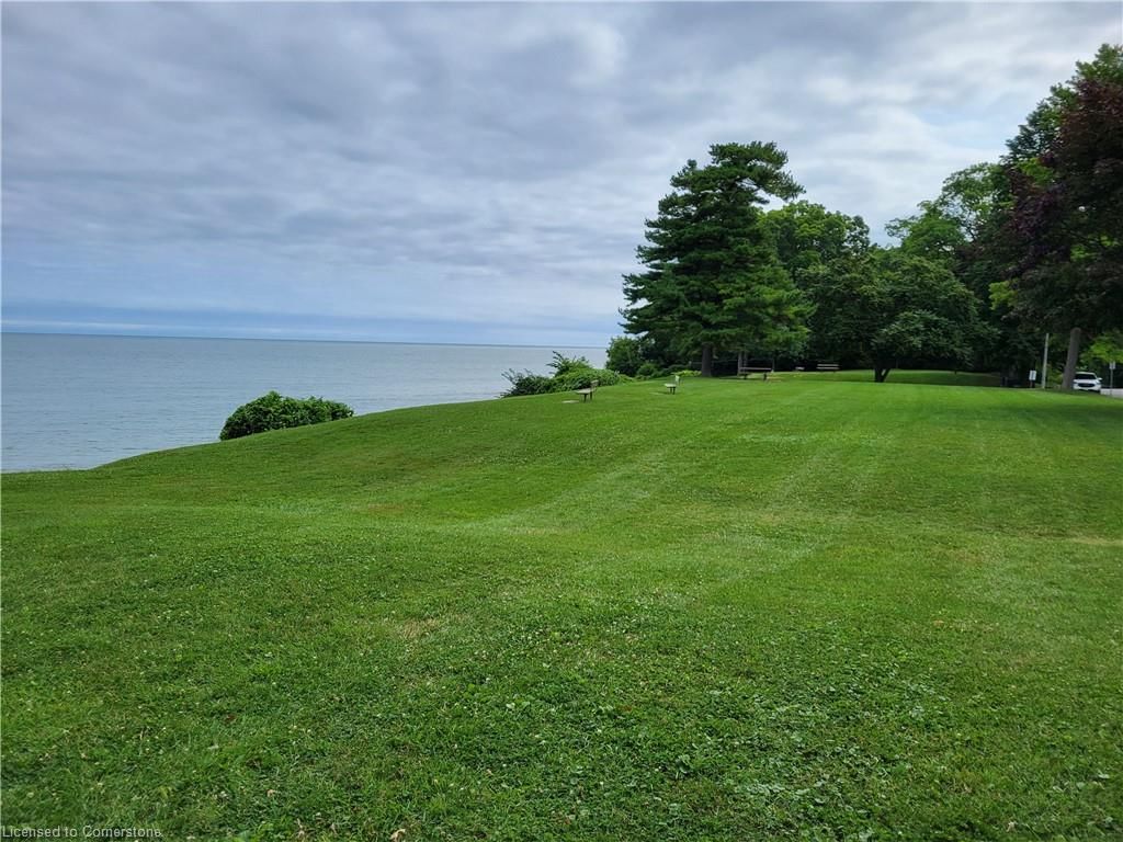 Single Family Residence sold at 6 Circle Street, Niagara-on-the-Lake, Town, L0S 1J0 - MLS: 40697561
