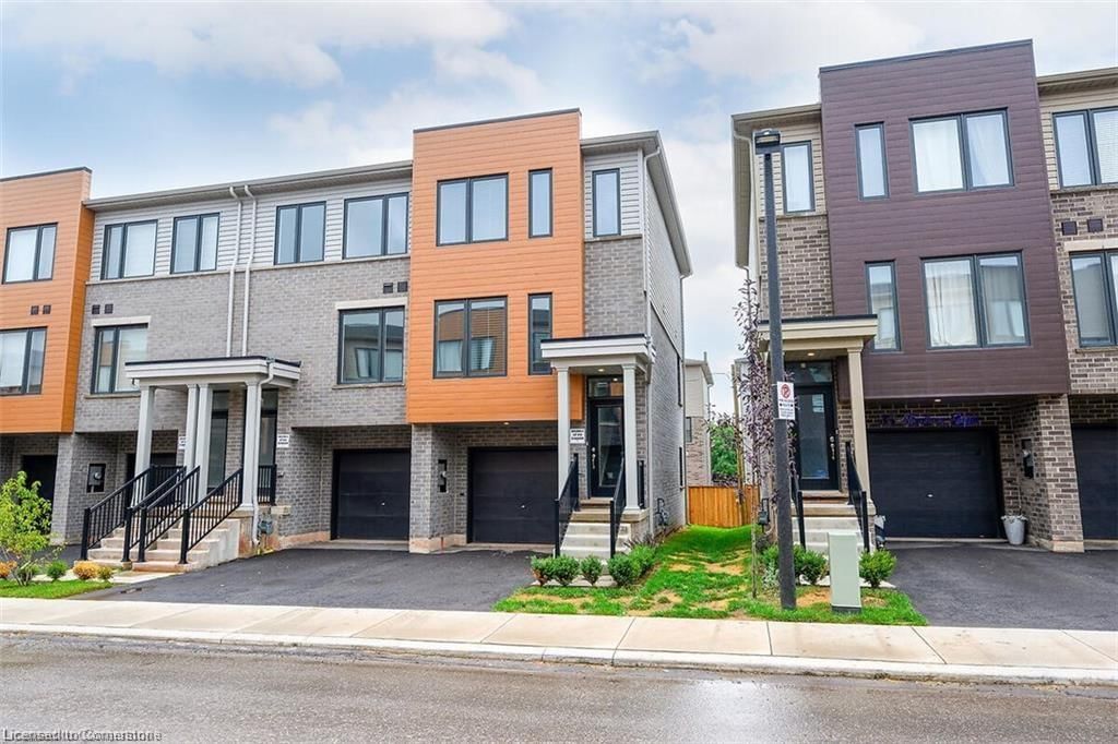 Row/Townhouse for sale at 31 Radison Lane, Hamilton, McQuesten, L8H 0B5 - MLS: 40697648