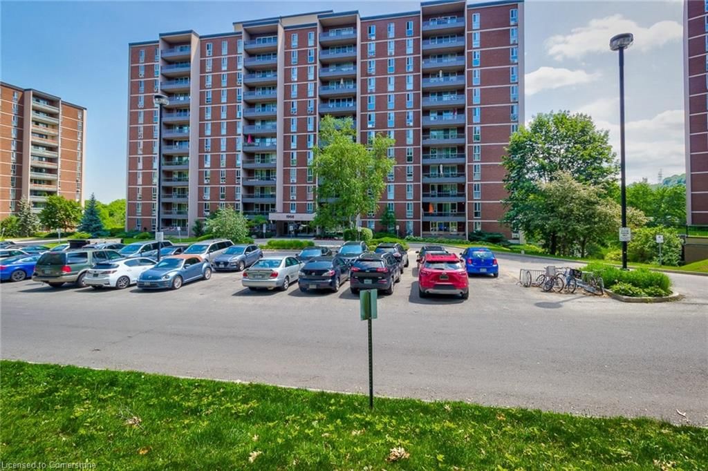 Condo/Apt Unit for sale at 402-1966 Main Street, Hamilton, Ainslie Wood, L8S 1J6 - MLS: 40697780