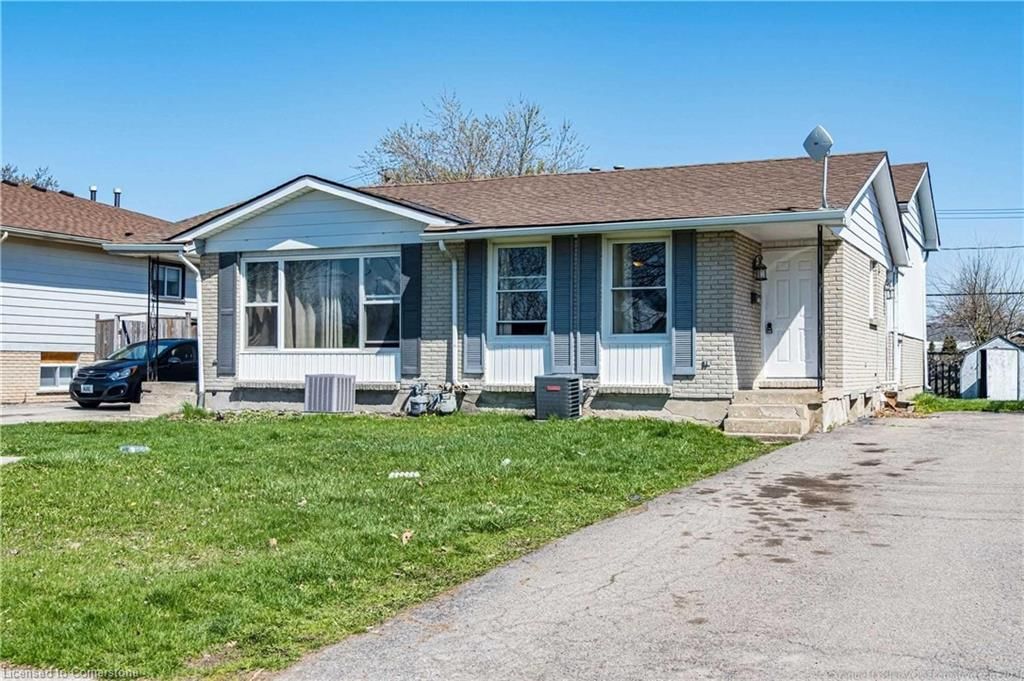 Single Family Residence for sale at 504 First Ave, Welland, N. Welland, L3C 6A7 - MLS: 40697806