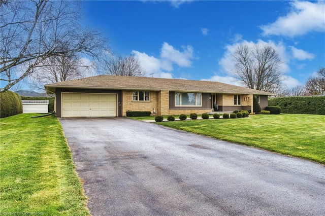 2 Jackson Crescent