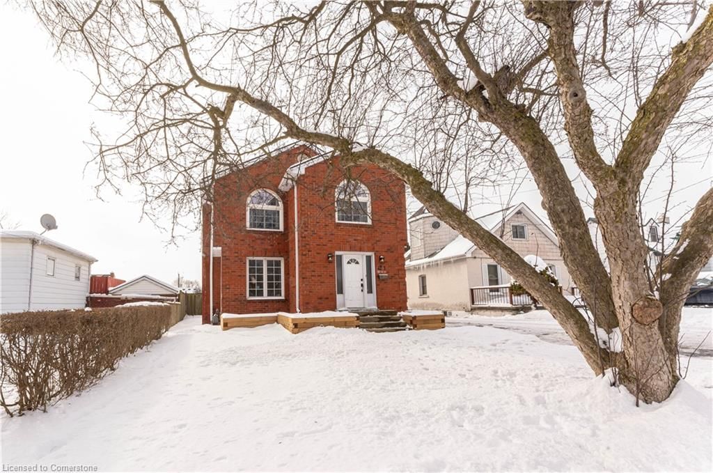 Single Family Residence for sale at 421 Nelson Street, Brantford, Echo Place, N3S 4G1 - MLS: 40697898