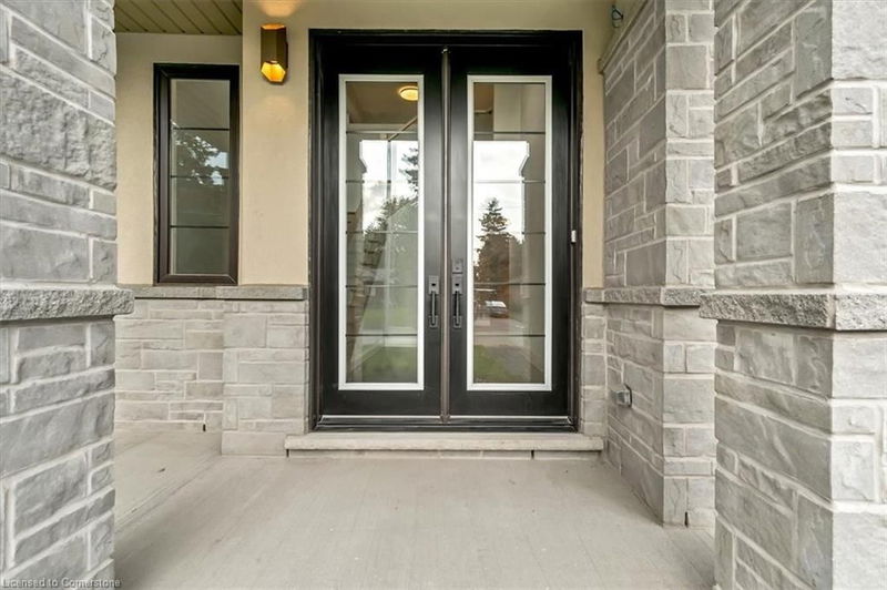 382 B Southcote Road, Ancaster, Ontario