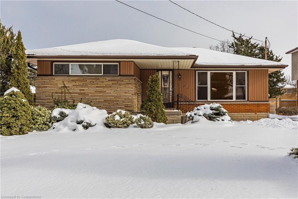 Single Family Residence sold at 13 Skyland Drive, Hamilton, Centremount, L9A 3B9 - MLS: 40697995