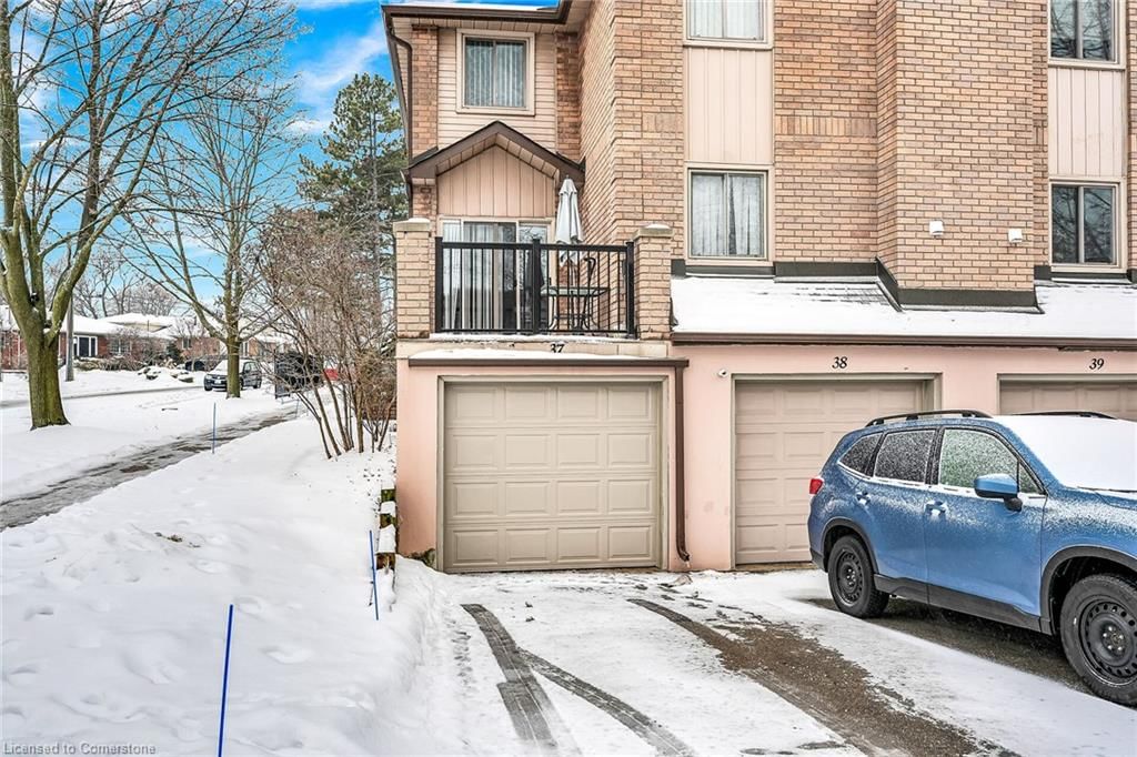 Row/Townhouse sold at 37-38 Elora Drive, Hamilton, Fessenden, L9C 7L5 - MLS: 40697999