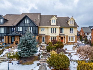 11 Harbour Drive