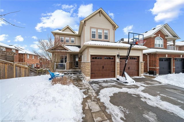 11 Sundial Crescent