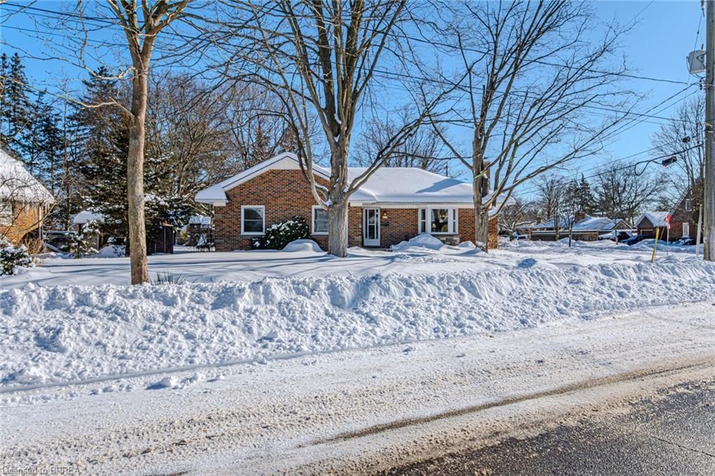 Single Family Residence for sale at 67 The Strand Avenue, Brantford, Henderson, N3R 1Z6 - MLS: 40698195