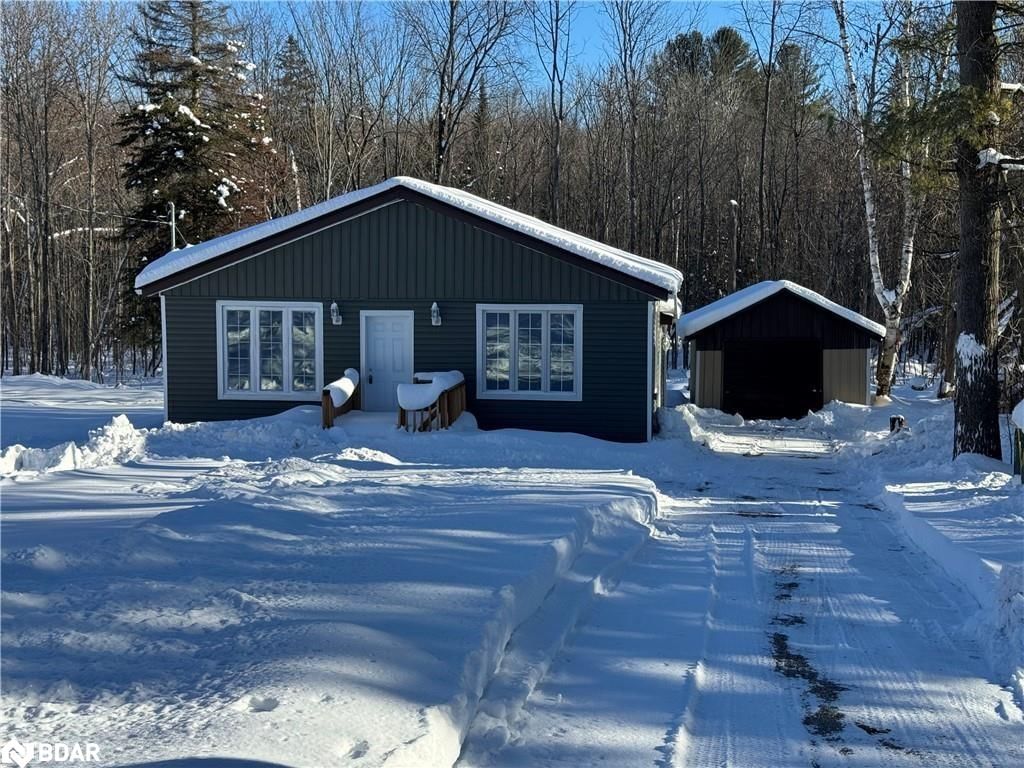 Single Family Residence for sale at 5911 Rama/Dalton Bndy Road, Sebright, Coldwater, L0K 1W0 - MLS: 40698461