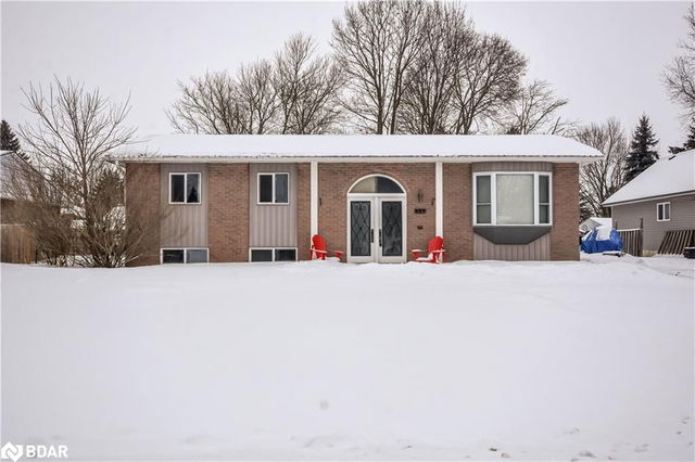 229 Sunset Crescent