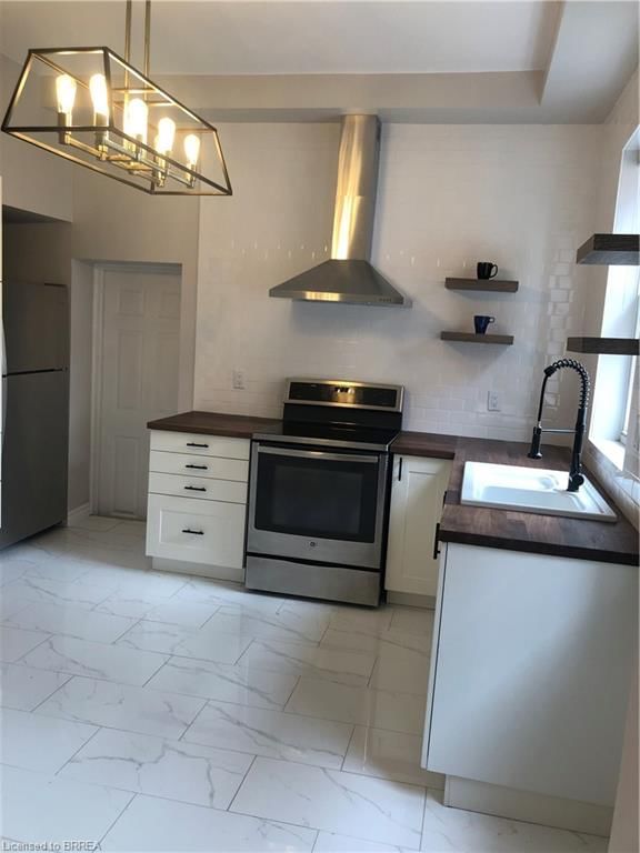 Multi-3 Unit for sale at 120 George Street, Brantford, ON, N3T 2Y6 - Downtown Core - MLS: 40698628