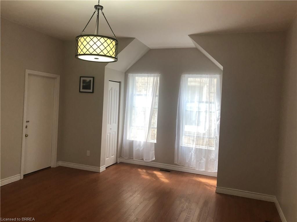 Multi-3 Unit for sale at 120 George Street, Brantford, ON, N3T 2Y6 - Downtown Core - MLS: 40698628