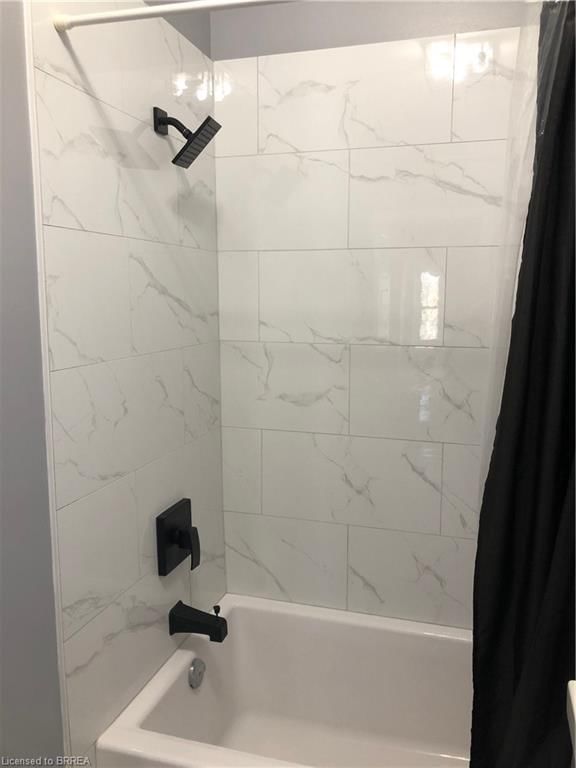 Multi-3 Unit for sale at 120 George Street, Brantford, ON, N3T 2Y6 - Downtown Core - MLS: 40698628