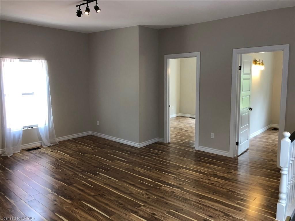 Multi-3 Unit for sale at 120 George Street, Brantford, ON, N3T 2Y6 - Downtown Core - MLS: 40698628