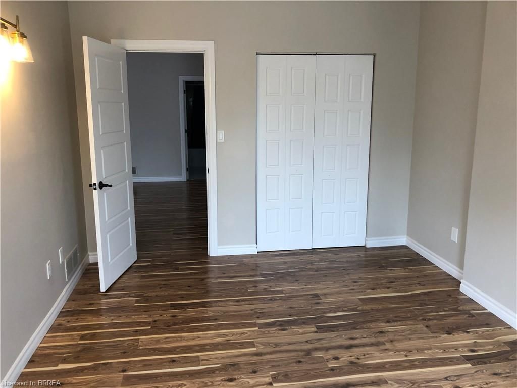 Multi-3 Unit for sale at 120 George Street, Brantford, ON, N3T 2Y6 - Downtown Core - MLS: 40698628