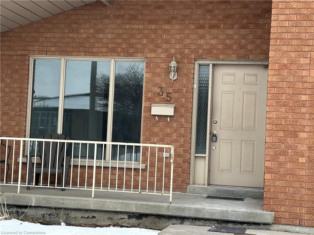 Single Family Residence leased at MAIN FLOOR-35 Janet Court, Hamilton, Kentley, L8E 4X8 - MLS: 40698662