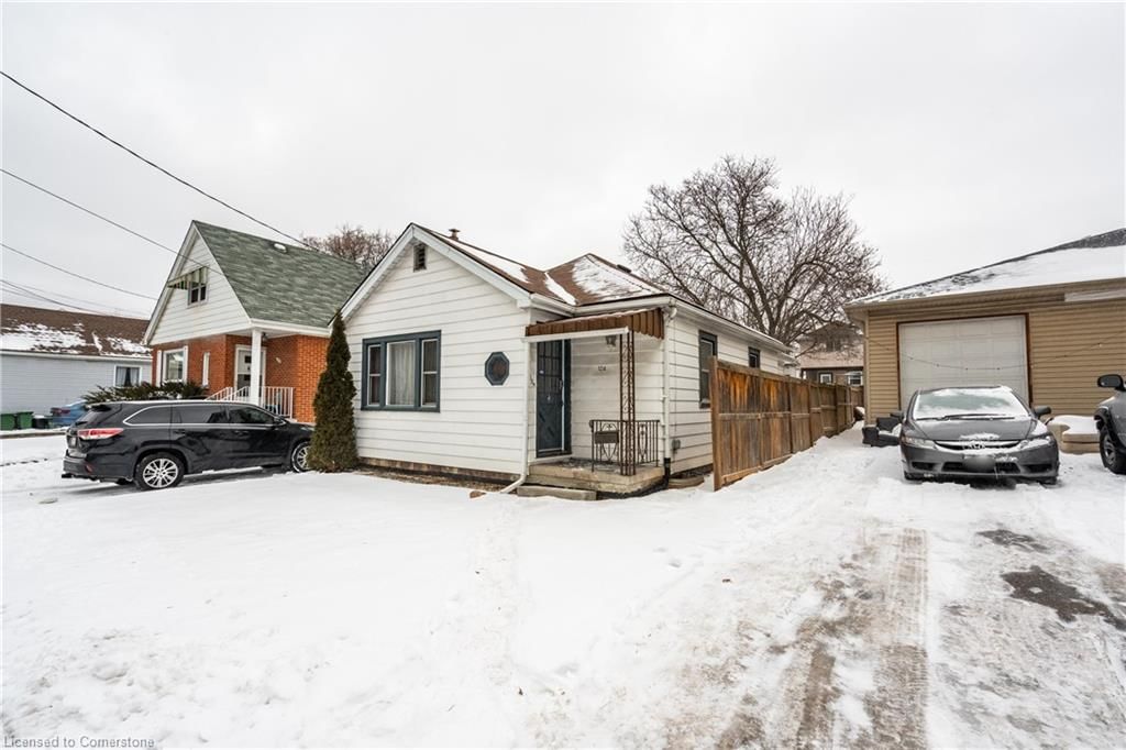 Single Family Residence for sale at 124 Whitney Avenue, Hamilton, Ainslie Wood, L8S 2G7 - MLS: 40698871