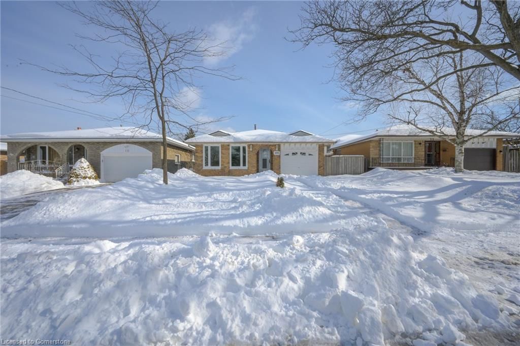 Single Family Residence for sale at 105 Lavina Crescent, Hamilton, Mountview, L9C 5S8 - MLS: 40698972