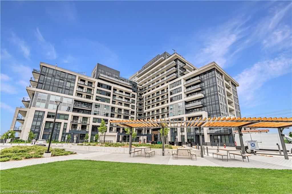 Condo/Apt Unit for lease at PH 1403-3200 William Coltson Avenue, Oakville, JM Joshua Meadows, L6H 7W6 - MLS: 40699272