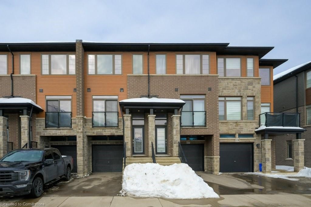 Row/Townhouse for sale at 240-30 Times Square Boulevard, Stoney Creek, Trinity, L8J 0L9 - MLS: 40699356