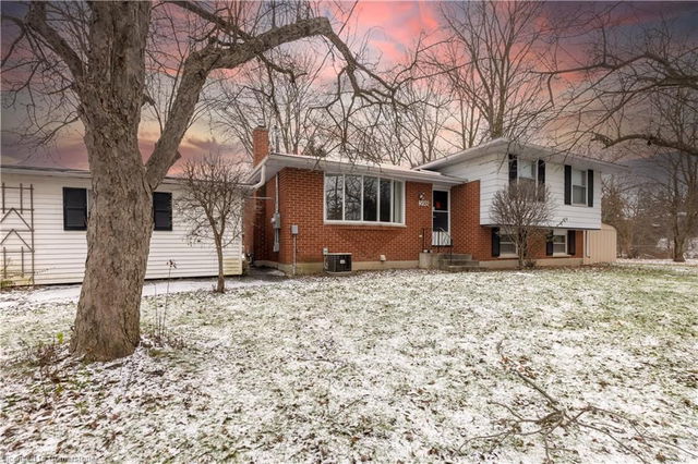 LOWER - 598 Mapledale Avenue