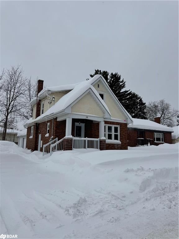 Single Family Residence for lease at 48 Drury Lane, Barrie, City Centre, L4M 3C8 - MLS: 40699569