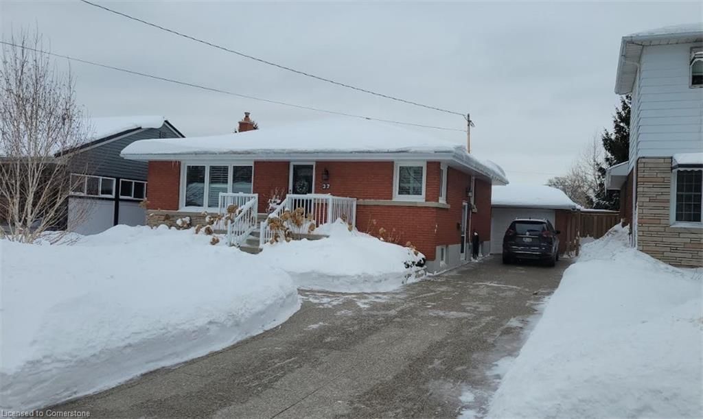 Single Family Residence for sale at 27 Hoover Crescent, Hamilton, Balfour, L9A 3G9 - MLS: 40699650