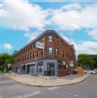 1000 King Street E