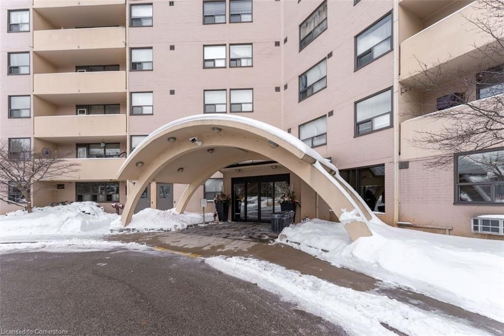 Condo/Apt Unit sold at 103-700 Dynes Road, Burlington, Dynes, L7N 3M2 - MLS: 40699900