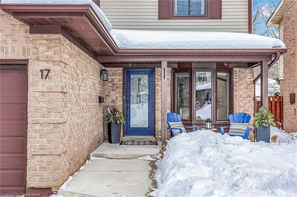 Single Family Residence for sale at 17 Parkway Place, Dundas, Coote, L9H 6K3 - MLS: 40699911