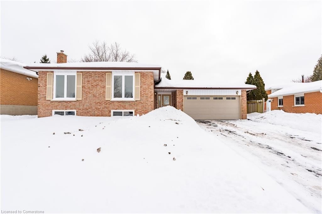 Single Family Residence sold at 12 Ashdale Court, Waterdown, Waterdown East, L0R 2H3 - MLS: 40700037