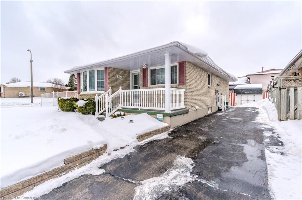 Single Family Residence for sale at 260 Hazelglen Drive, Kitchener, Victoria Hills, N2M 2E7 - MLS: 40700133