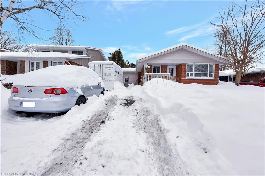 Duplex Up/Down for sale at 136 Dunsmere Drive, Kitchener, Laurentian Hills/Country Hills W, N2E 1V7 - MLS: 40700322