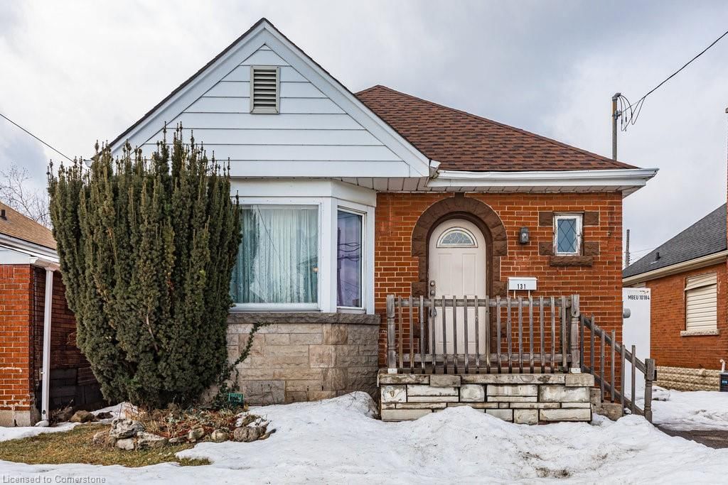 Single Family Residence sold at 131 Harmony Avenue, Hamilton, Homeside, L8H 4Y2 - MLS: 40700350