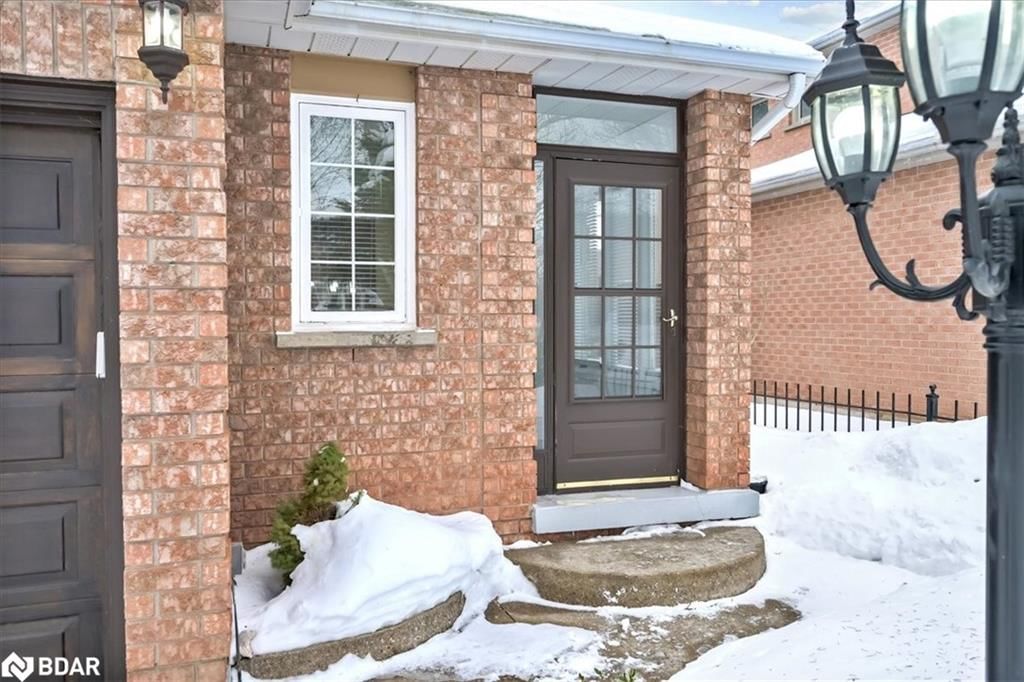 Single Family Residence for sale at 560 Marlatt Drive, Oakville, RO River Oaks, L6H 5X3 - MLS: 40700671