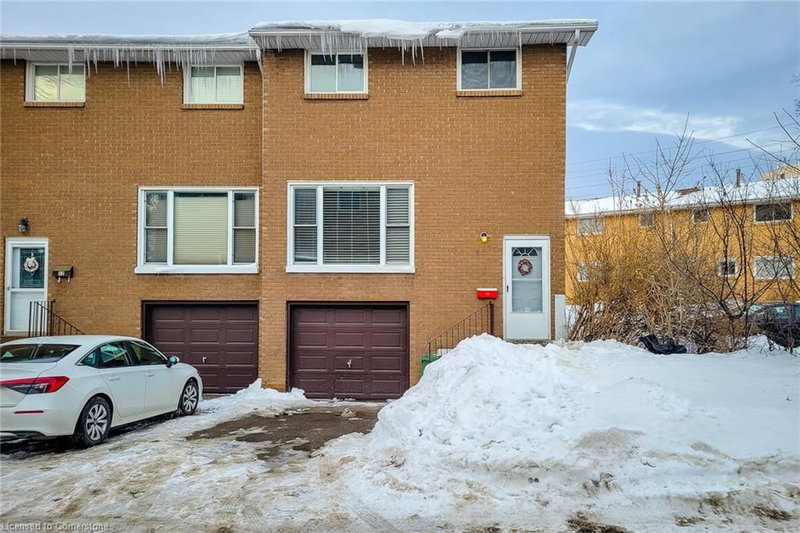 11 - 161 Berkindale Drive